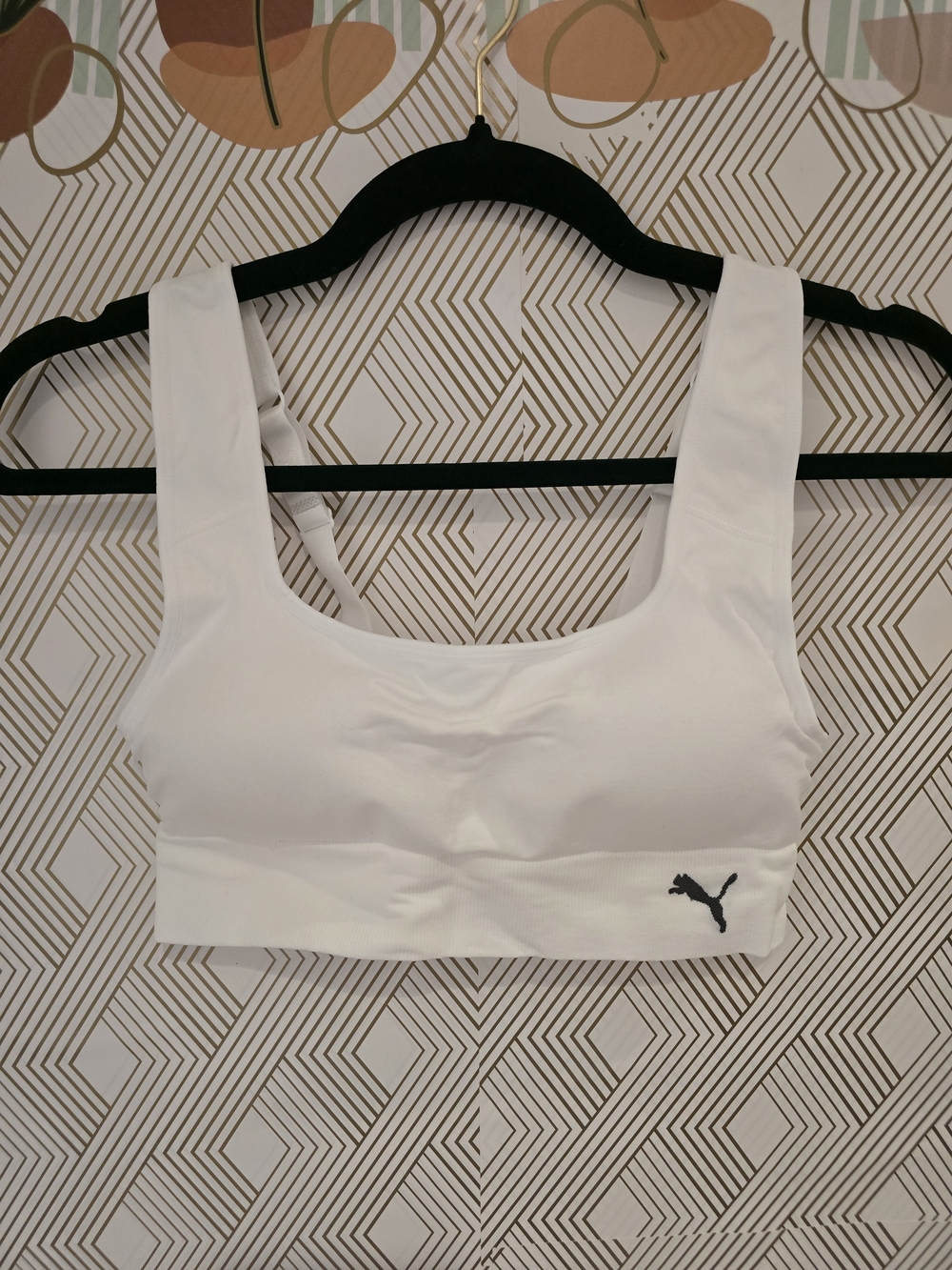 PUMA White Seamless Sports Bra - Picture 3 of 5